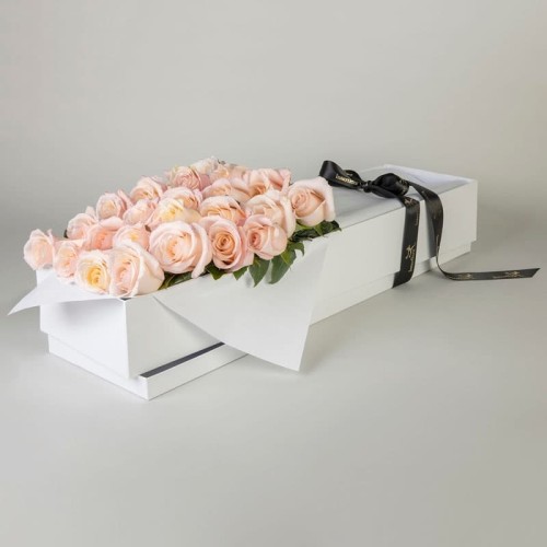 J'adore Roses in Yellow